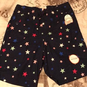 I’m selling a wonder nation clothing